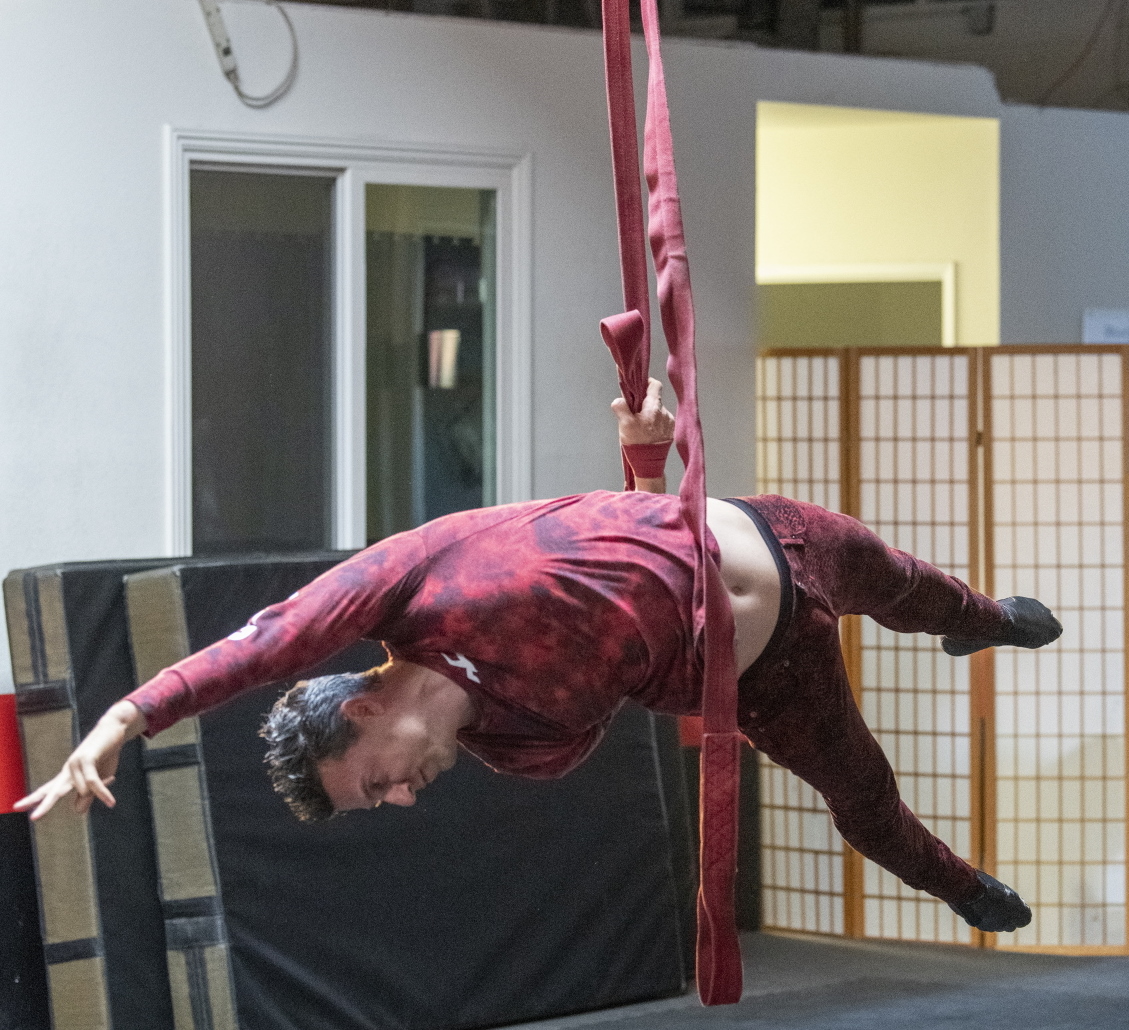 Aerial Straps Class 10/27 630pm Sign Up Now